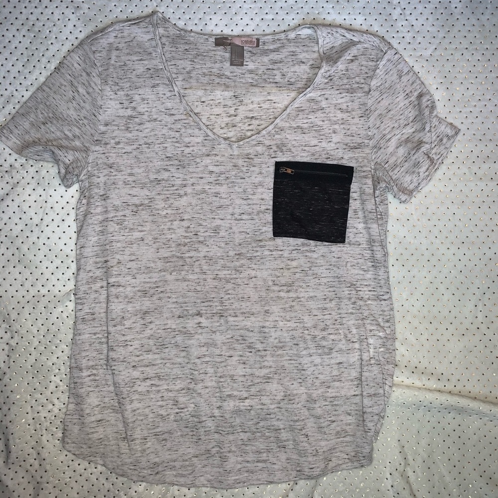 Forever 21 Grey Short Sleeve Pocket Tee